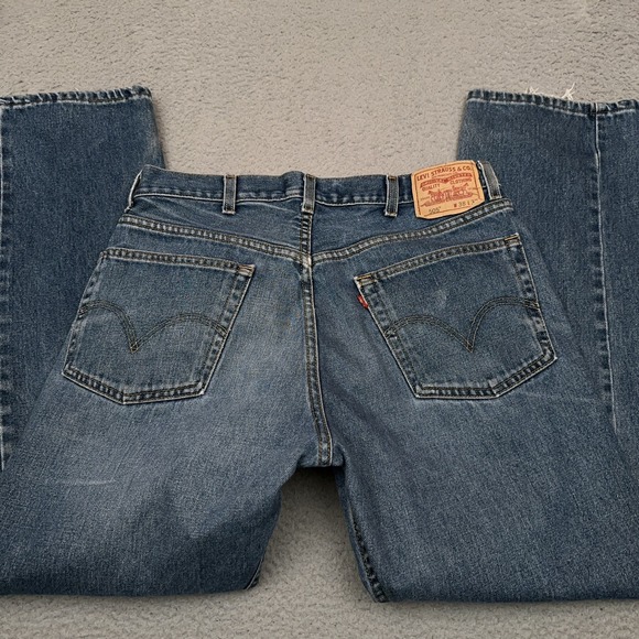 Vintage Y2K Levi's 505 Jeans Men's 35x32‎ Straight Medium Wash Distressed Faded - Picture 10 of 11
